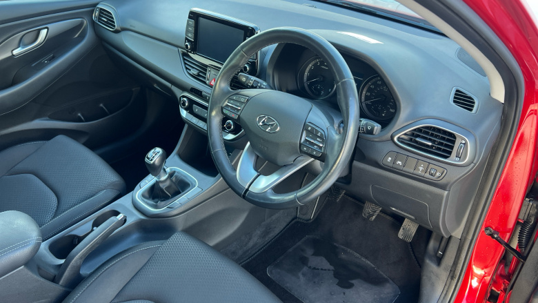 Hyundai I30 Fastback 1.4T GDI SE Nav 5dr Petrol Hatchback